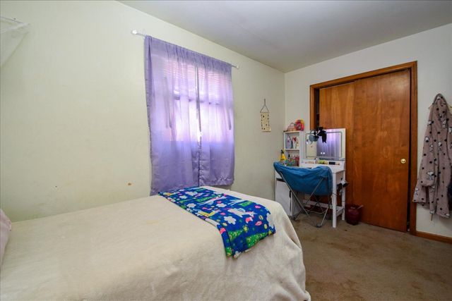 2020, 2022 Courtland RD NE, Roanoke, VA 24012