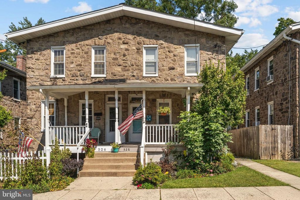 528 ARGYLE AVE, Ambler, PA 19002