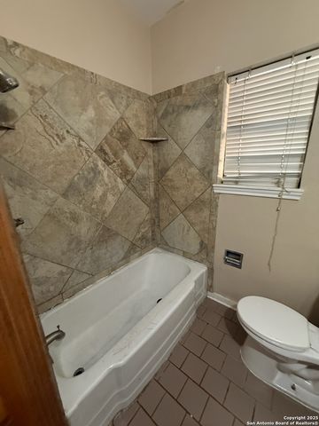 416 Buckingham Ave, San Antonio, TX 78210