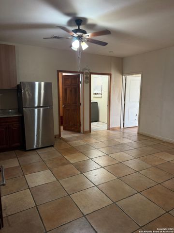 416 Buckingham Ave, San Antonio, TX 78210