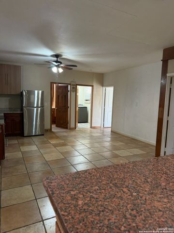 416 Buckingham Ave, San Antonio, TX 78210