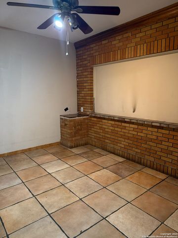 416 Buckingham Ave, San Antonio, TX 78210