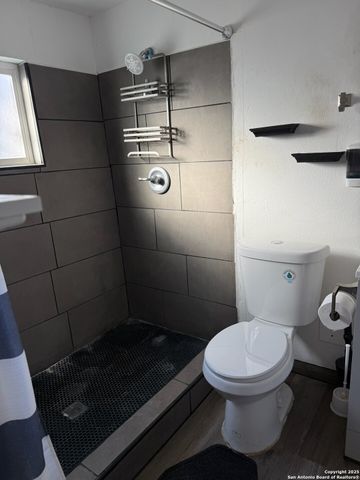 416 Buckingham Ave, San Antonio, TX 78210