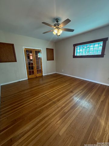 416 Buckingham Ave, San Antonio, TX 78210