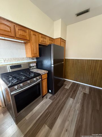 416 Buckingham Ave, San Antonio, TX 78210