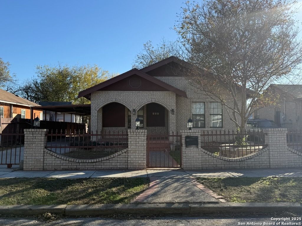 416 Buckingham Ave, San Antonio, TX 78210