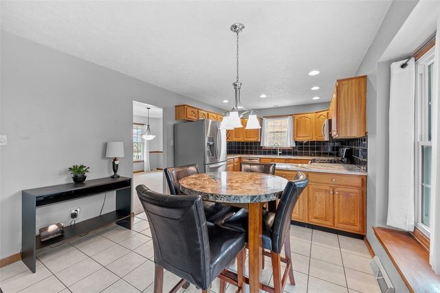 2420 Bonnie Dell Drive, South Park, PA 15129