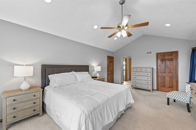 2420 Bonnie Dell Drive, South Park, PA 15129