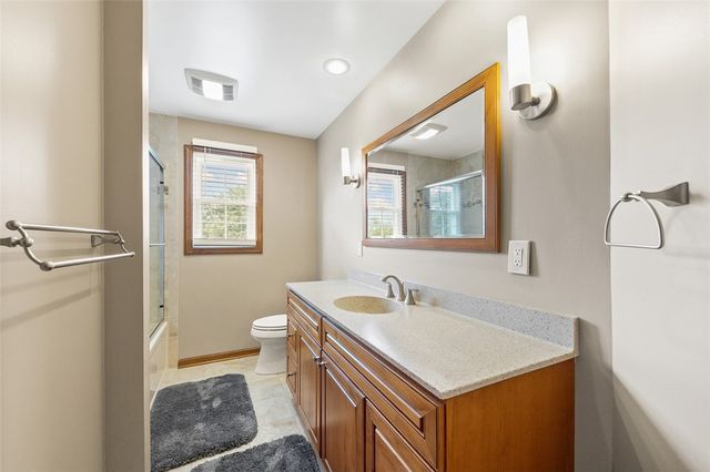 2420 Bonnie Dell Drive, South Park, PA 15129