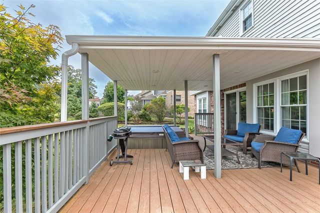 2420 Bonnie Dell Drive, South Park, PA 15129