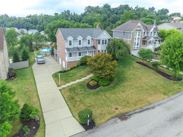 2420 Bonnie Dell Drive, South Park, PA 15129