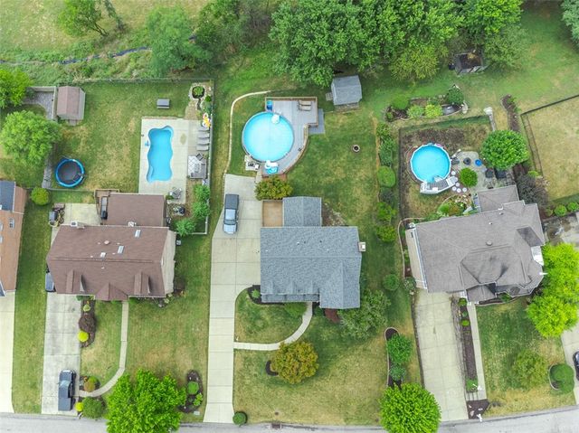 2420 Bonnie Dell Drive, South Park, PA 15129