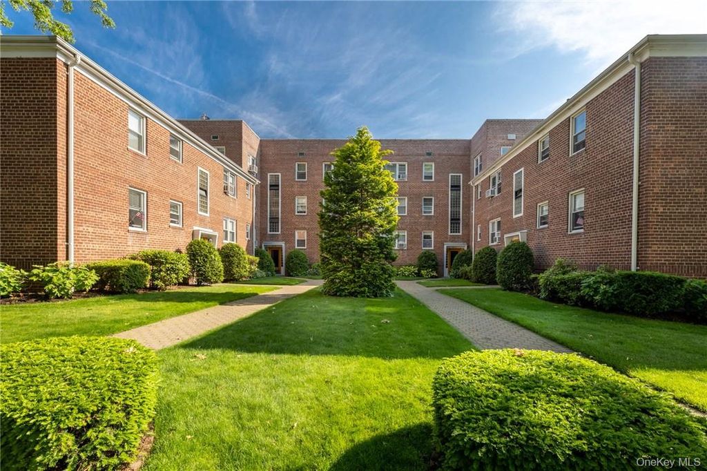 33 E Grand Street C2C, Mount Vernon, NY 10552