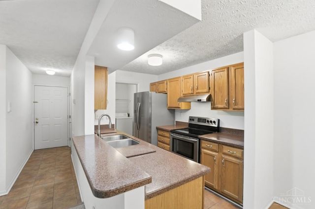 8887 Eagleview Drive, West Chester, OH 45069