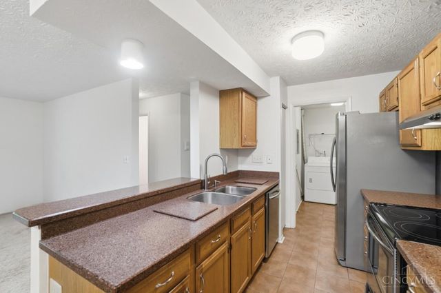 8887 Eagleview Drive, West Chester, OH 45069