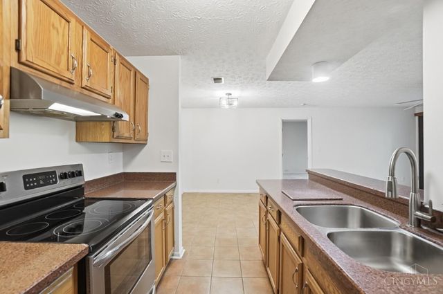 8887 Eagleview Drive, West Chester, OH 45069