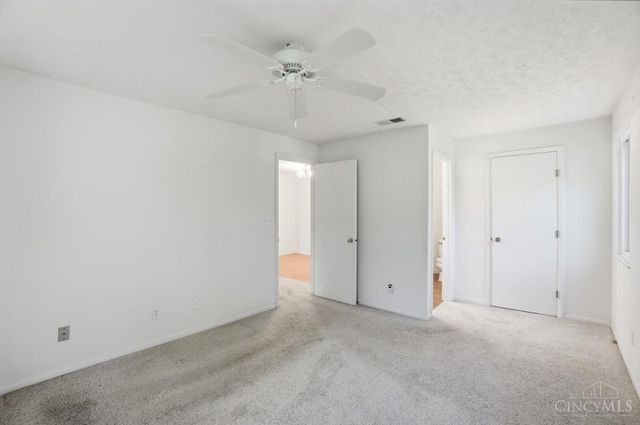8887 Eagleview Drive, West Chester, OH 45069