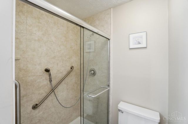 8887 Eagleview Drive, West Chester, OH 45069