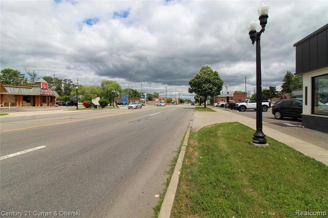 24435 W Warren Street, Dearborn Heights, MI 48127