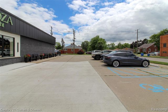 24435 W Warren Street, Dearborn Heights, MI 48127