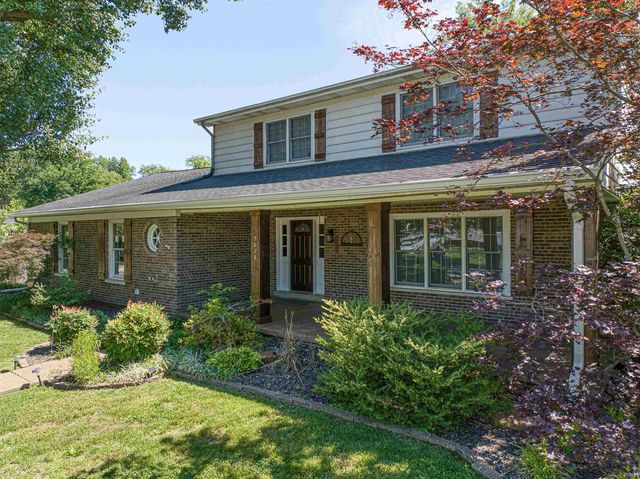 5071 W Sherwood Drive, Newburgh, IN 47630