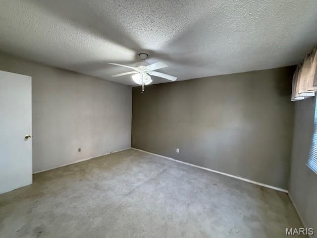 1653 Award Drive, Ballwin, MO 63021