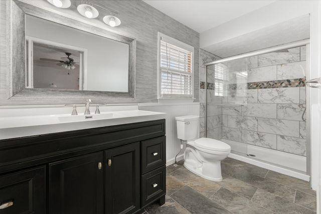 1922 E Meadow Drive, Springfield, MO 65804