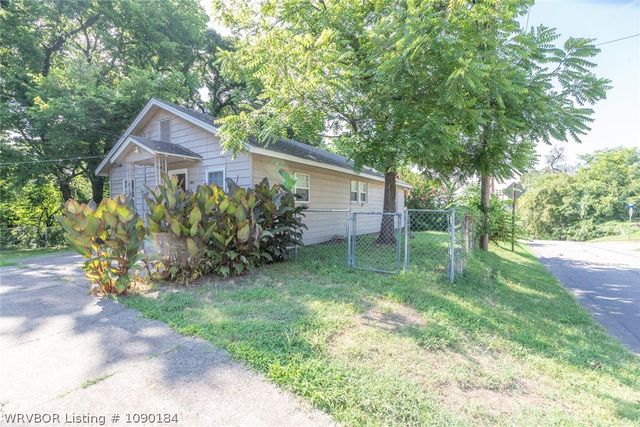 1901 South X, Fort Smith, AR 72901