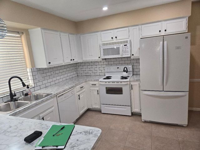 7911 Southmeadow Drive, Houston, TX 77071