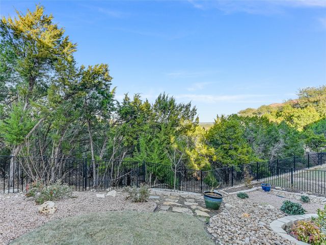 219 Honey Creek CT 10, Austin, TX 78738