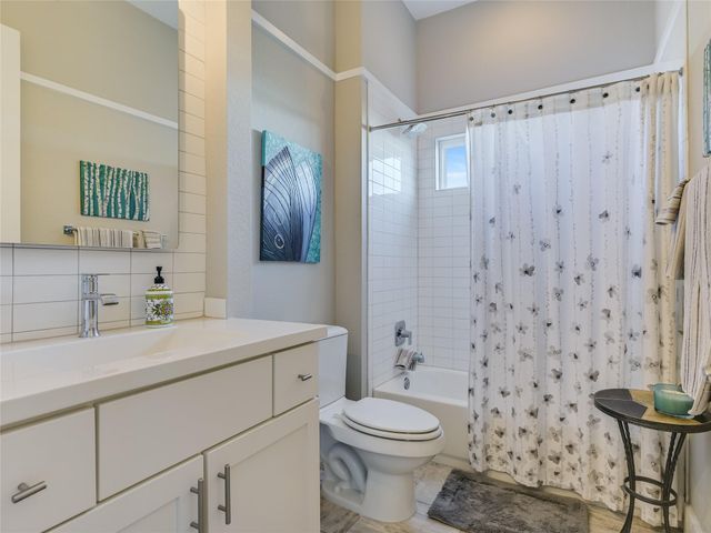 219 Honey Creek CT 10, Austin, TX 78738