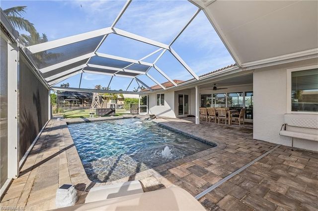 134 SW 53rd TER, Cape Coral, FL 33914