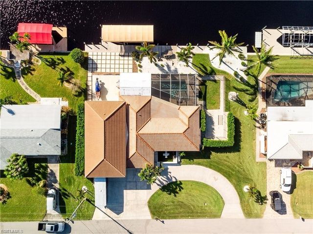 134 SW 53rd TER, Cape Coral, FL 33914