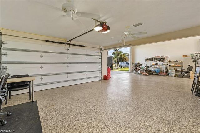 134 SW 53rd TER, Cape Coral, FL 33914