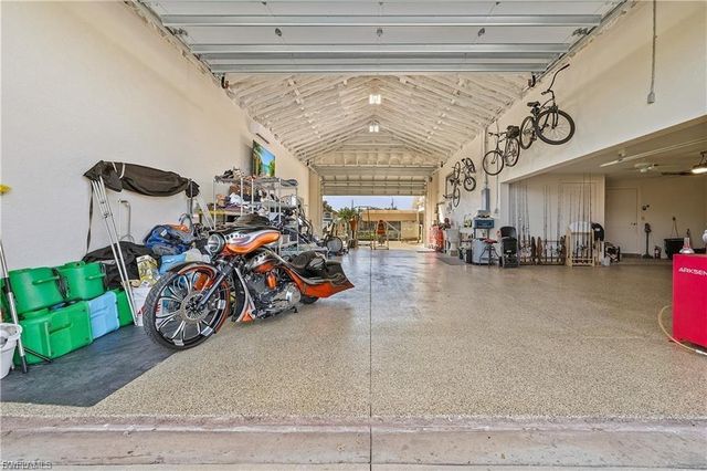 134 SW 53rd TER, Cape Coral, FL 33914