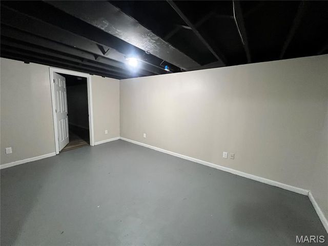 1456 Fairmeadows Lane, St Louis, MO 63138