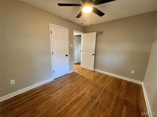 1456 Fairmeadows Lane, St Louis, MO 63138