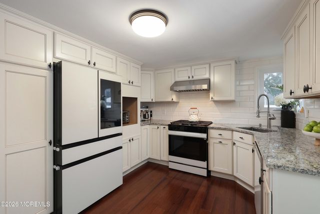 141 Southwood Drive, Old Bridge, NJ 08857