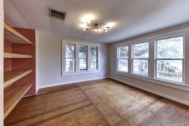 1292 N Business 35, New Braunfels, TX 78130