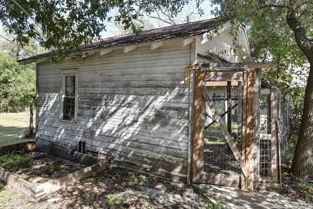 1292 N Business 35, New Braunfels, TX 78130