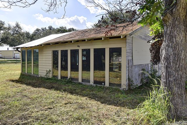 1292 N Business 35, New Braunfels, TX 78130