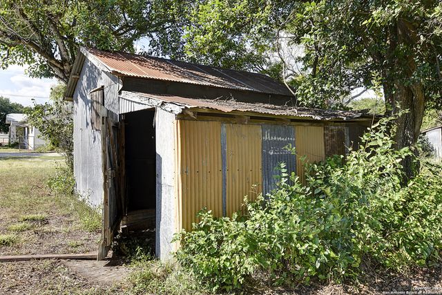 1292 N Business 35, New Braunfels, TX 78130