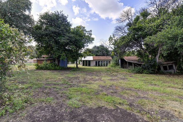 1292 N Business 35, New Braunfels, TX 78130