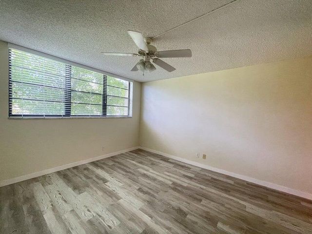 2460 Deer Creek Country Club Blvd Boulevard 205a, Deerfield Beach, FL 33442