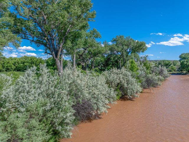 477 County Road 142, Medanales, NM 87548