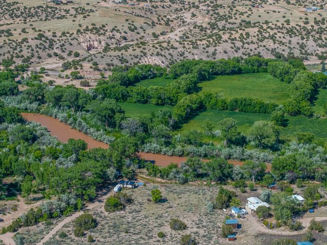 477 County Road 142, Medanales, NM 87548