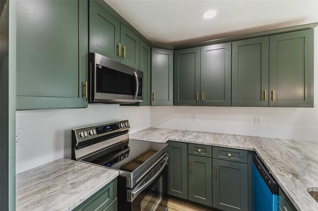 6254 SPINNAKER BOULEVARD, Englewood, FL 34224