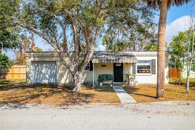 995 NASH AVENUE, Nokomis, FL 34275