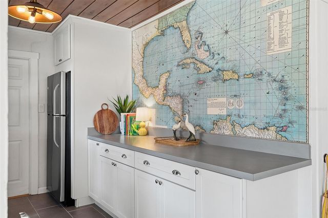 995 NASH AVENUE, Nokomis, FL 34275