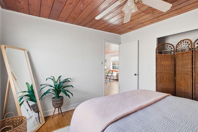 995 NASH AVENUE, Nokomis, FL 34275